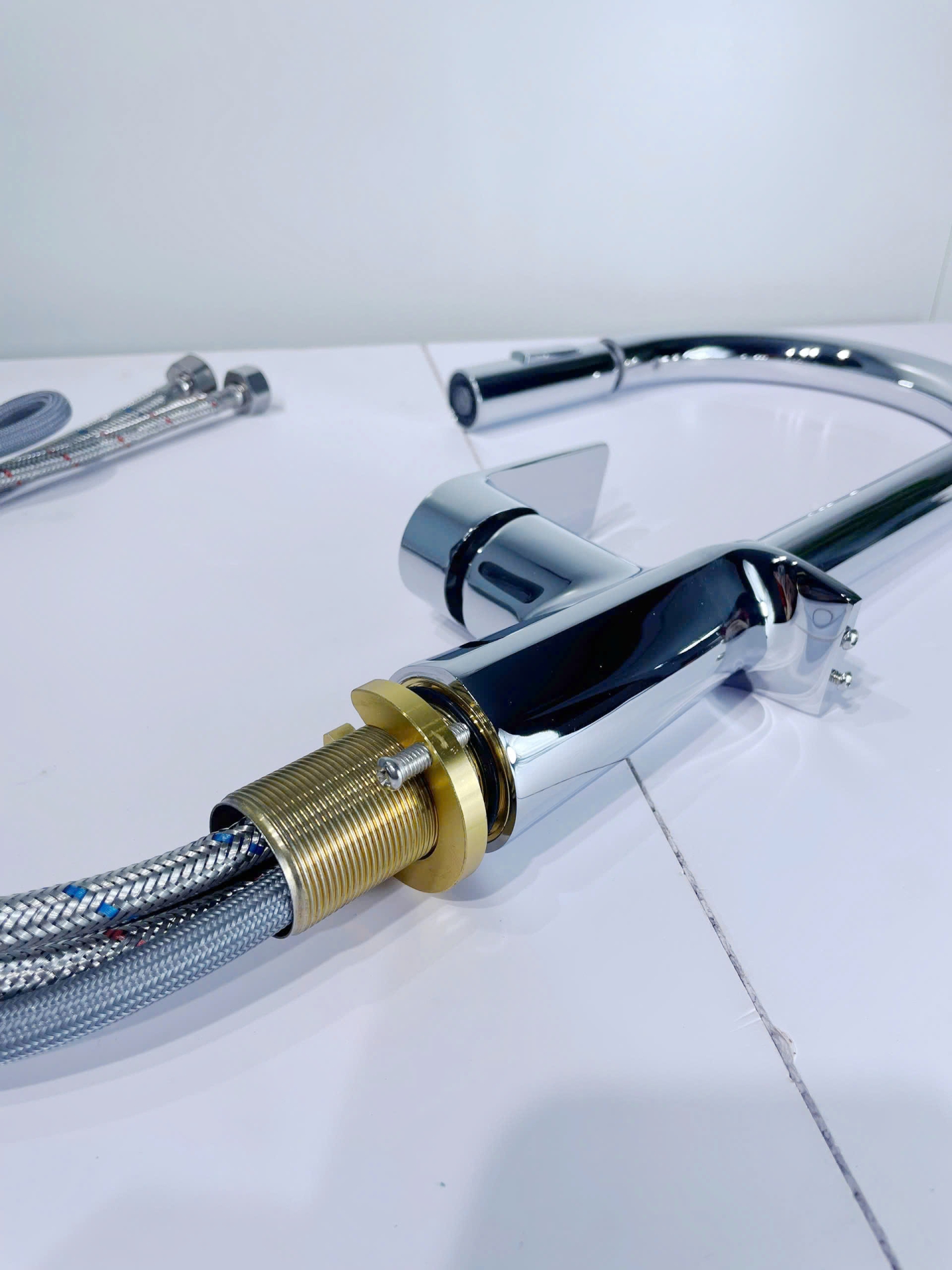 Vòi rửa bát dây rút đồng Prato DL17