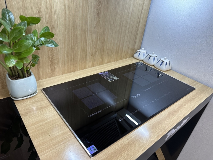 Bếp từ Model: PT-2396