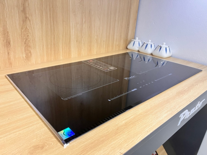 Bếp từ Model: PT-669.I1