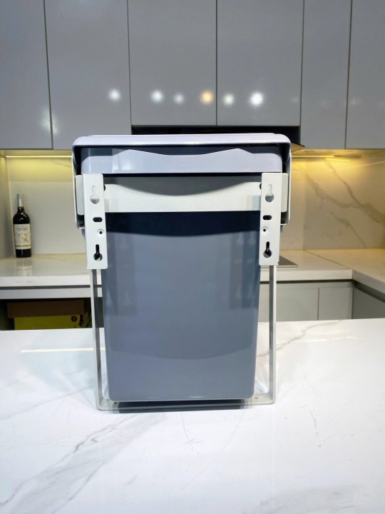 Thùng rác vuông đôi PT-TR300